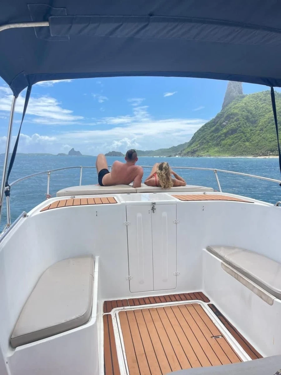 Lancha Zoe em Fernando de Noronha – foto 5