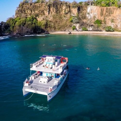 catamarã-trovão-noronha-10