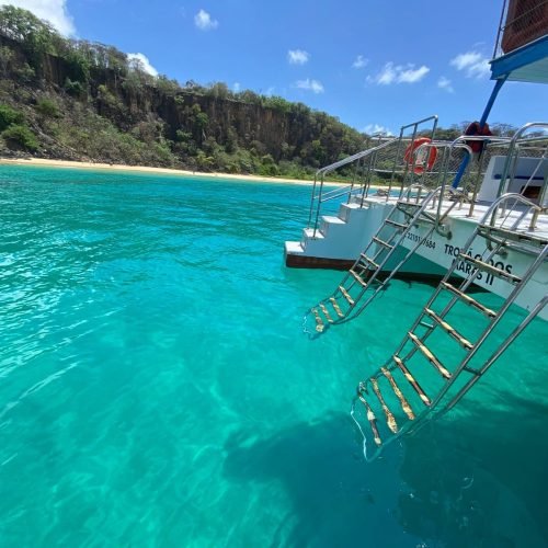 catamarã-trovão-noronha-2