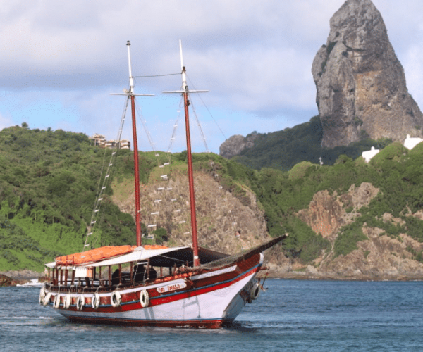 escuna-noronha-5