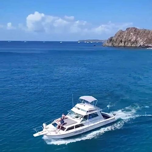 lancha-dois-irmãos-noronha-2