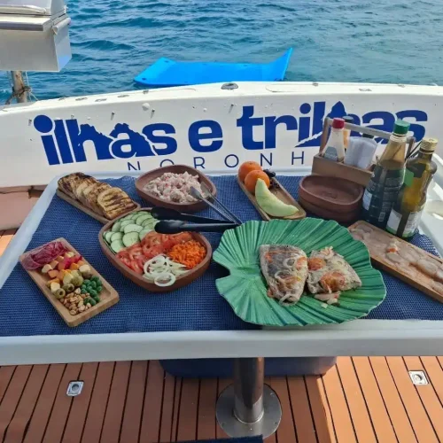 lancha-ilhas-noronha-1