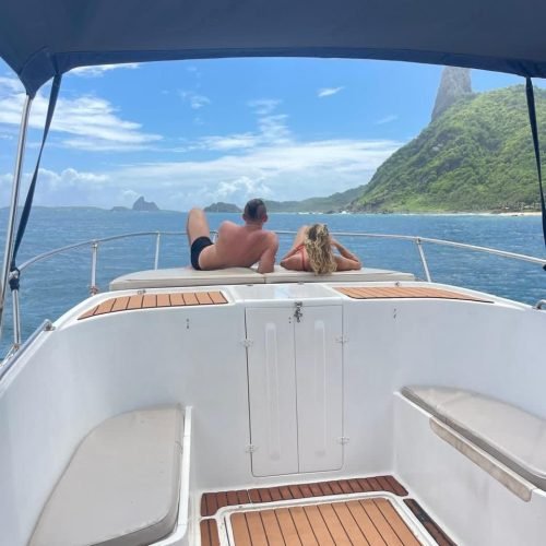 lancha-zoe-noronha-2