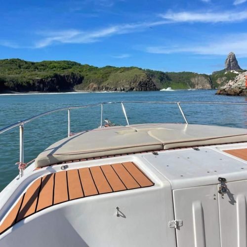 lancha-zoe-noronha-3