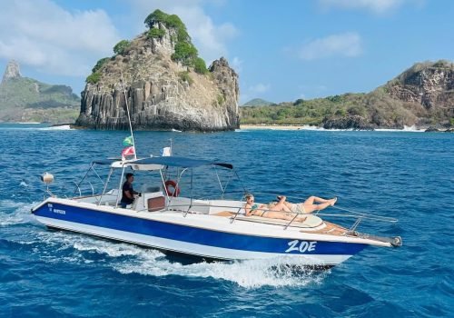 lancha-zoe-noronha-5