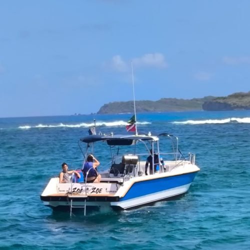 lancha-zoe-noronha-6